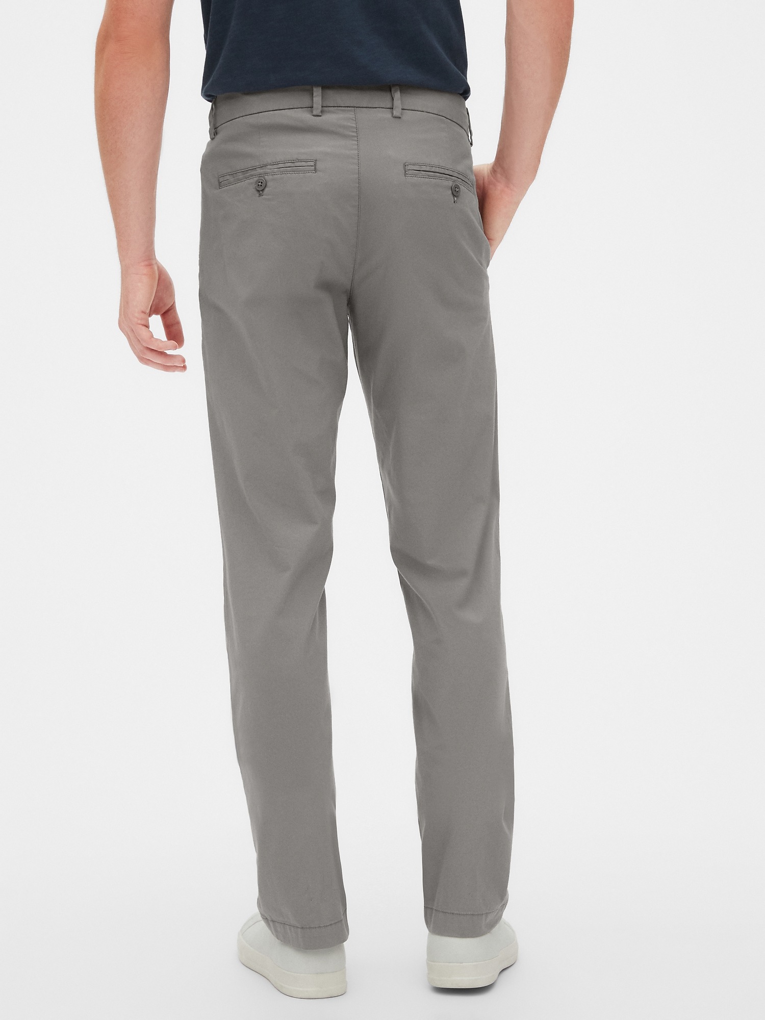 gap wearlight khakis