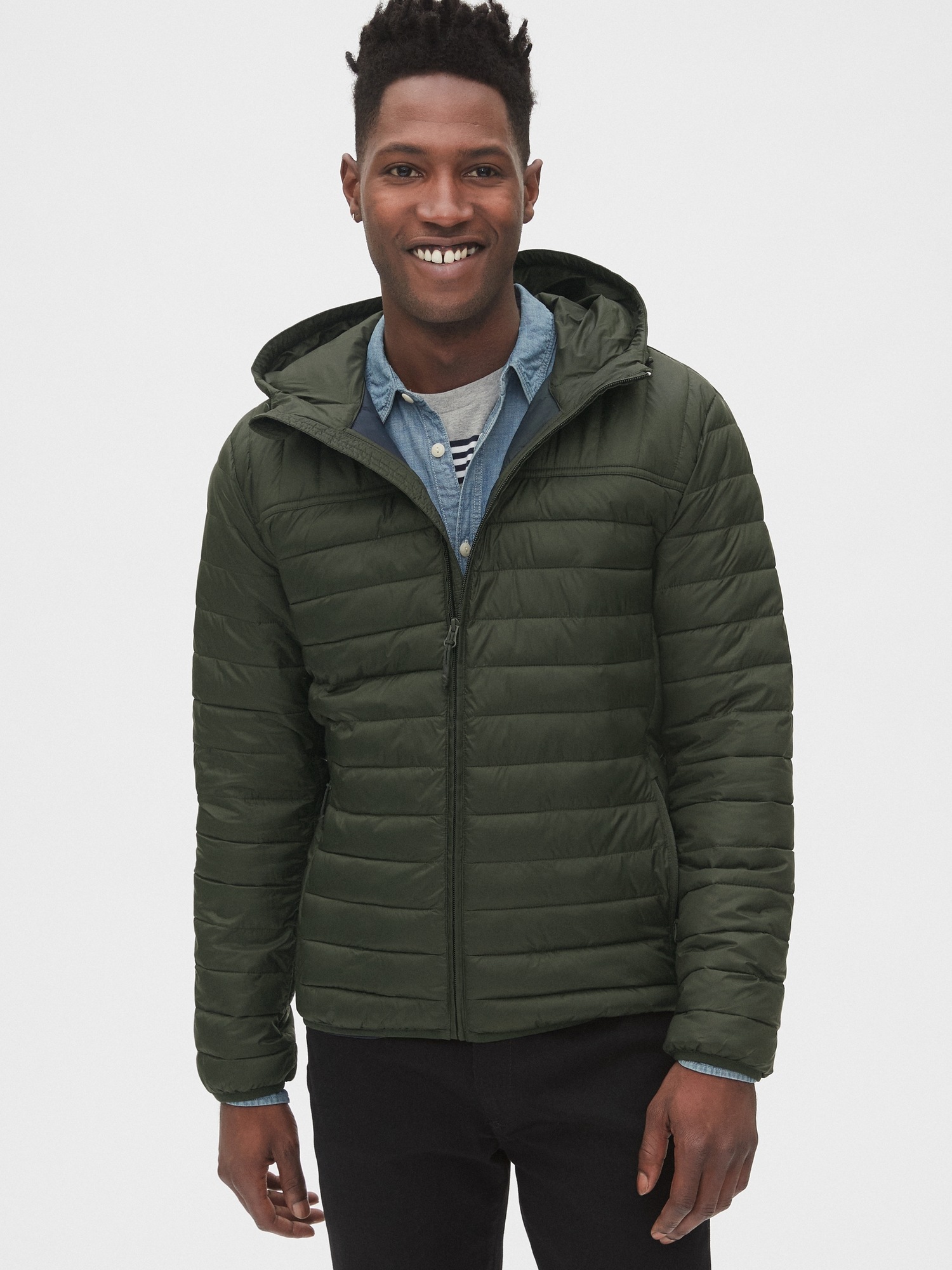 gapfit lightweight hooded puffer jacket