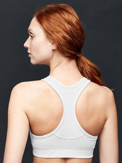 Basic medium impact sports bra