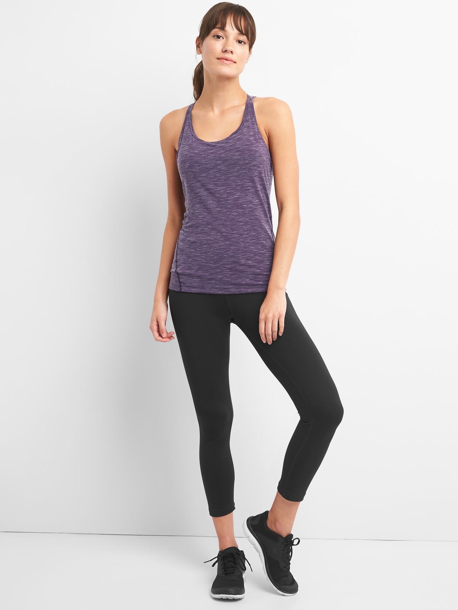 Gapfit breathe strappy store shelf tank