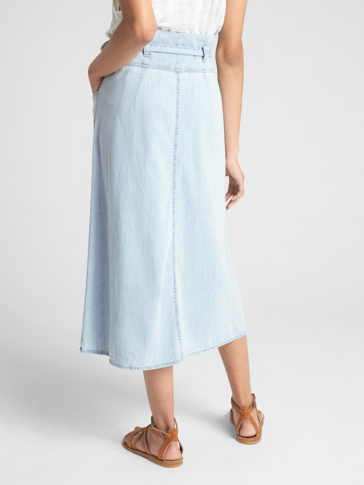 White denim 2024 skirt gap