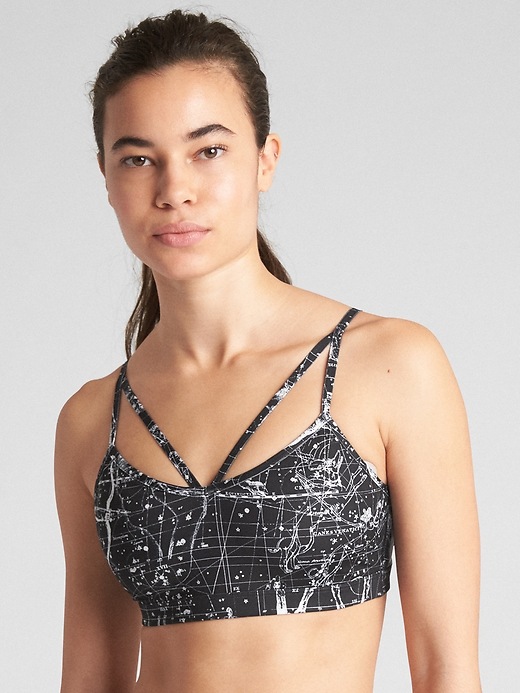 GapFit Low Impact Strappy Sports Bra