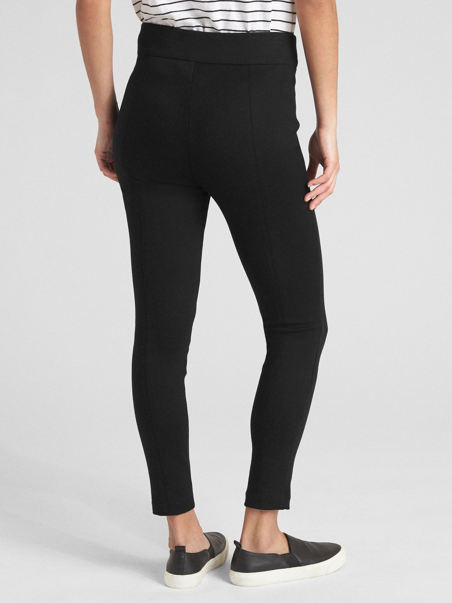 Hilary Radley Women's Narrow Leg Stretch Pull-on Slim Fit Ponte Pant SIZE  XS