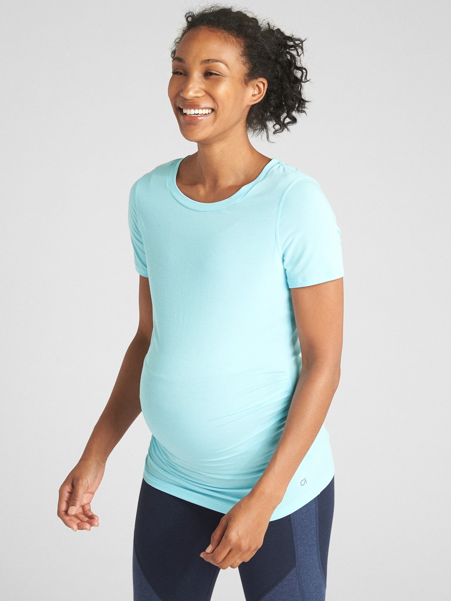 Gap Maternity GapFit Breathe T-Shirt