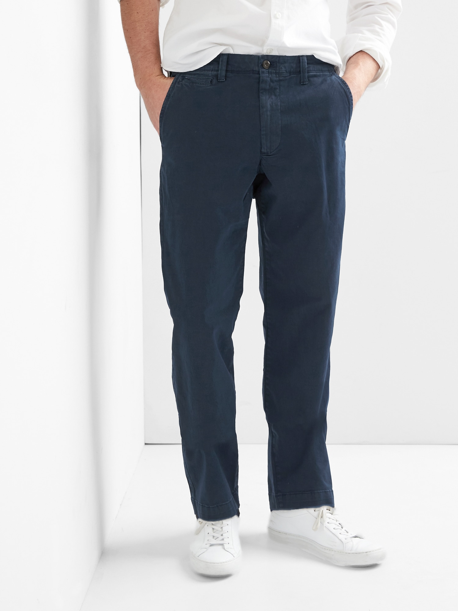 gap relaxed fit khakis