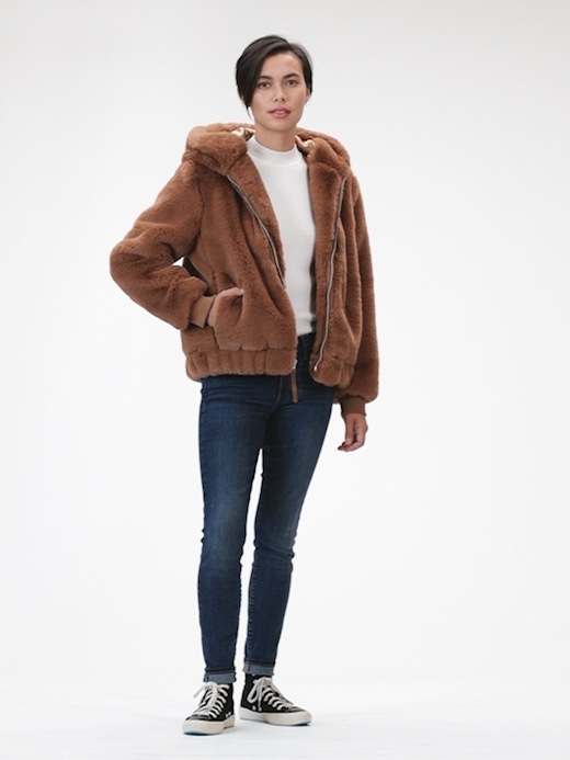 Apendorf Women's Oversized Coats Warm Winter Shearling Coat Faux Fur Jacket  Hooded Fuzzy Solid Jacket Long Loose Fluffy Coats, A01-brown, XX-Large :  : Clothing, Shoes & Accessories