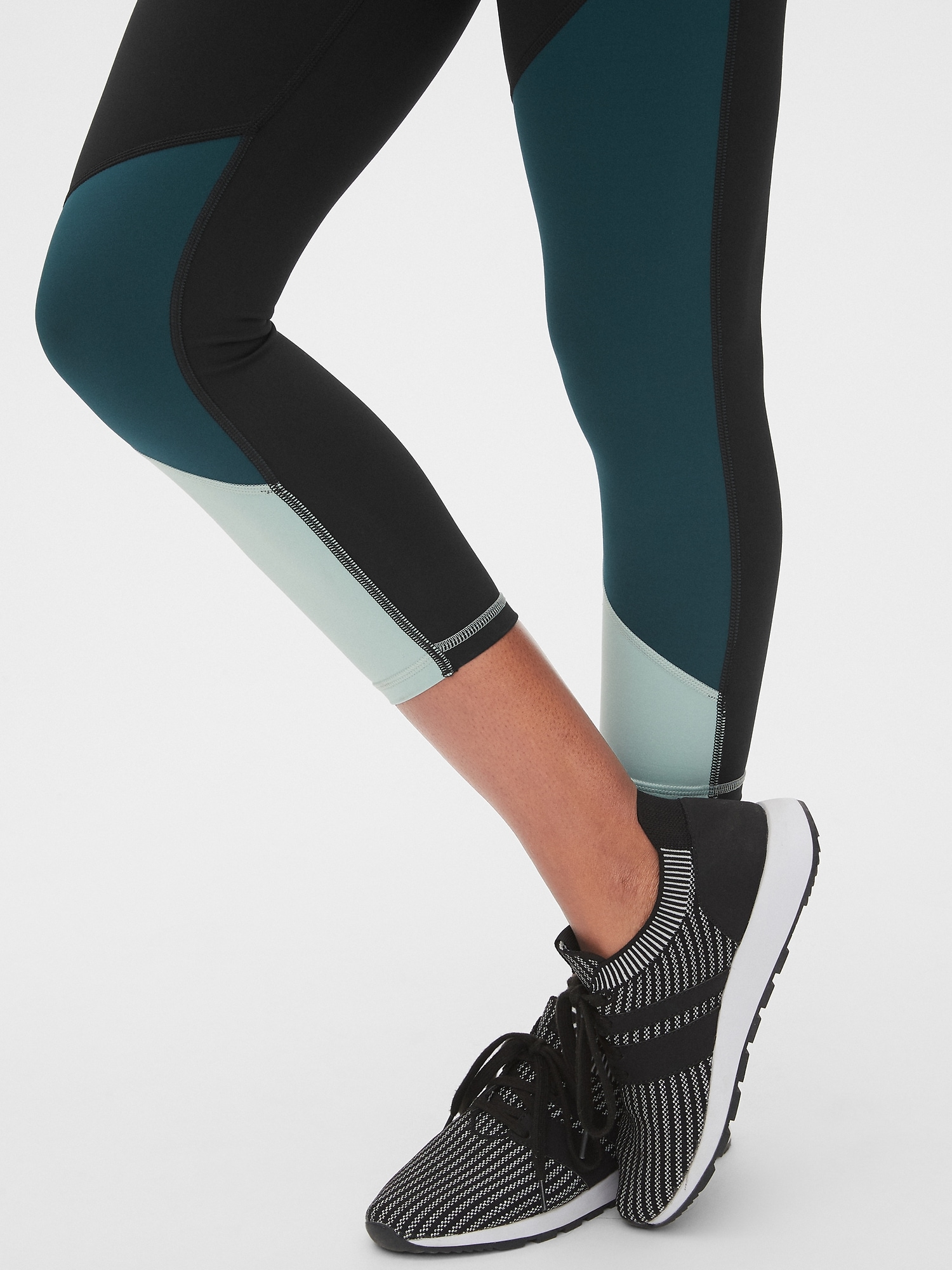 High-Waisted Elevate Powersoft Color-Blocked 7/8-Length Leggings