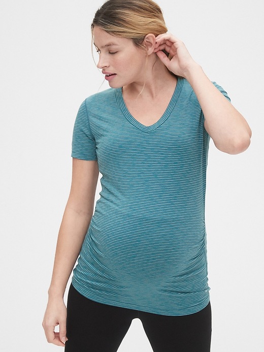 Gap Maternity GapFit Breathe V-Neck T-Shirt gray - 213550013