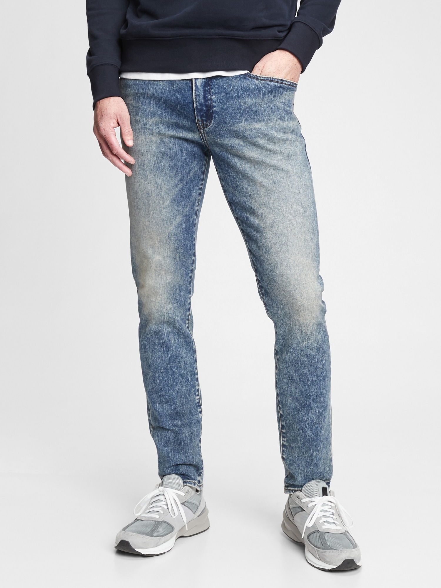 GAP Men's Soft Wear Stretch Skinny Fit Denim Jeans, Resin Rinse, 34W x 30L  : : Clothing, Shoes & Accessories