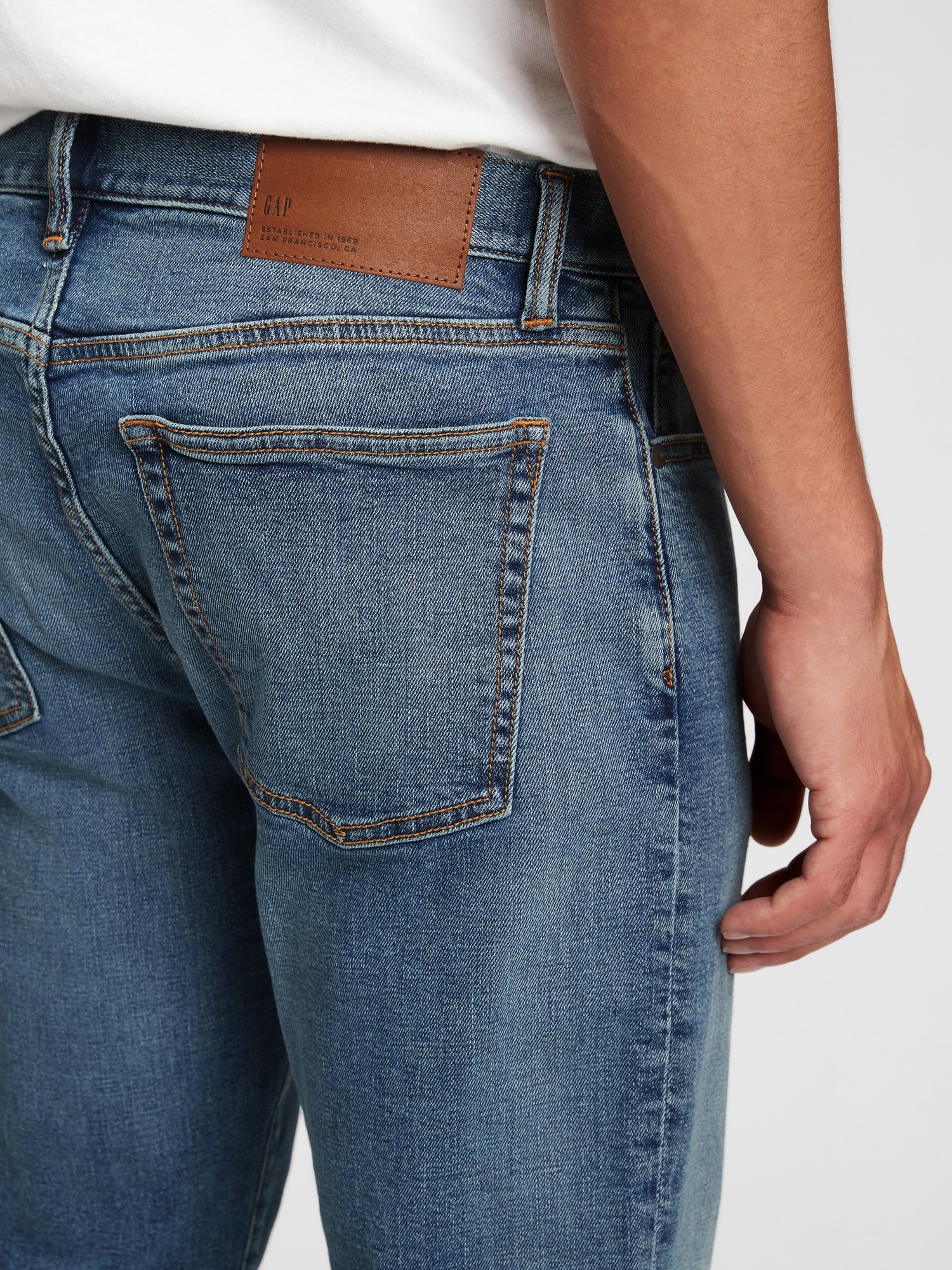 Mens Gap Slim Straight Stretch GapFlex Washwell Jeans in Resin Rinse 34 X  32.5 