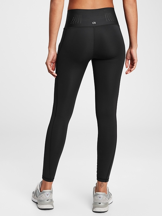 Gap Fit Leggings Compression Tights Yoga Gym Running Wear Women, Women's  Fashion, Bottoms, Jeans & Leggings on Carousell