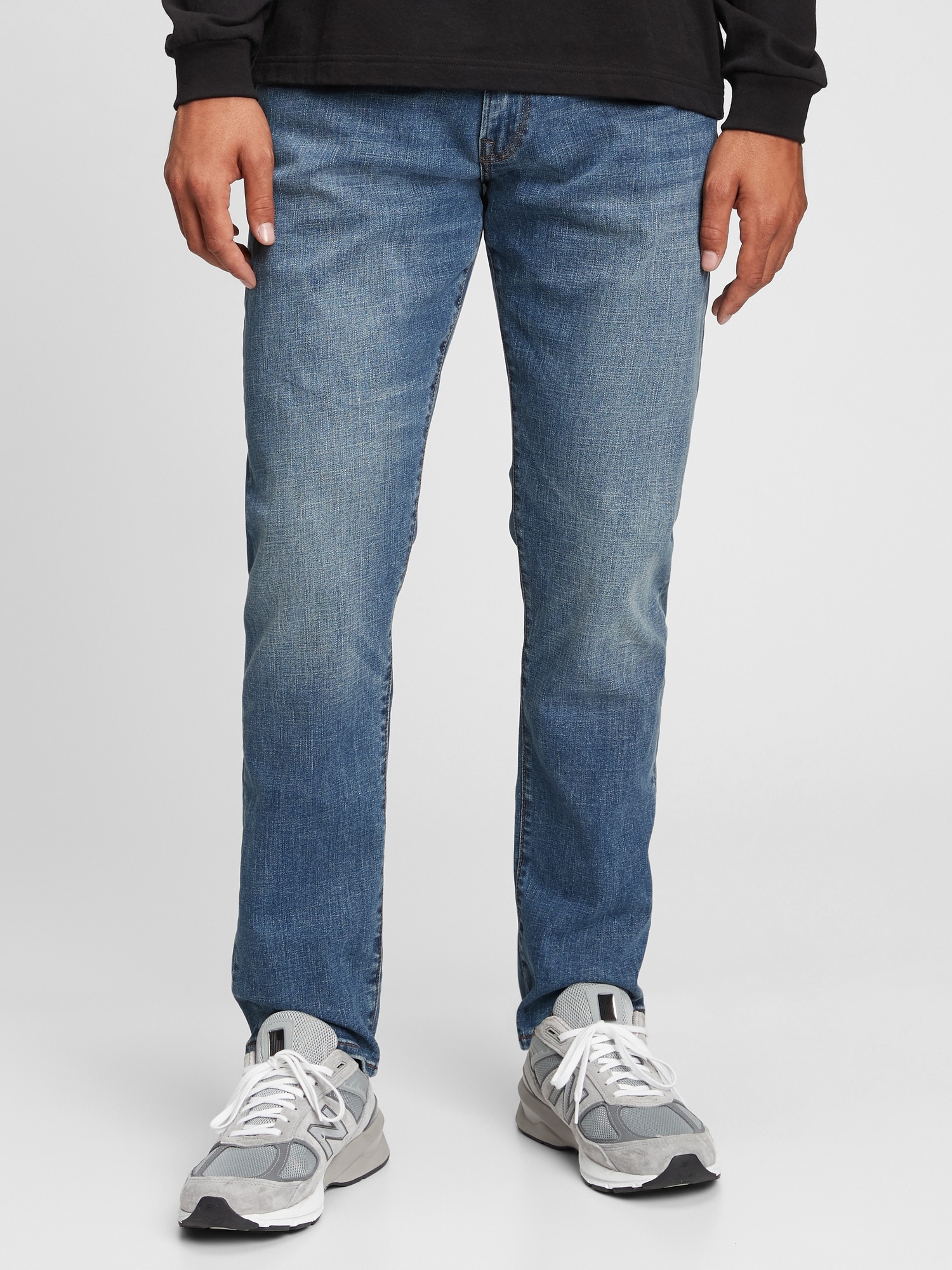 GapFlex Athletic Taper Jeans with Washwell | Gap