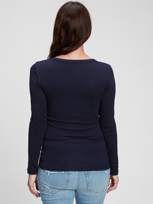 Image number 2 showing, Maternity Modern V-Neck T-Shirt