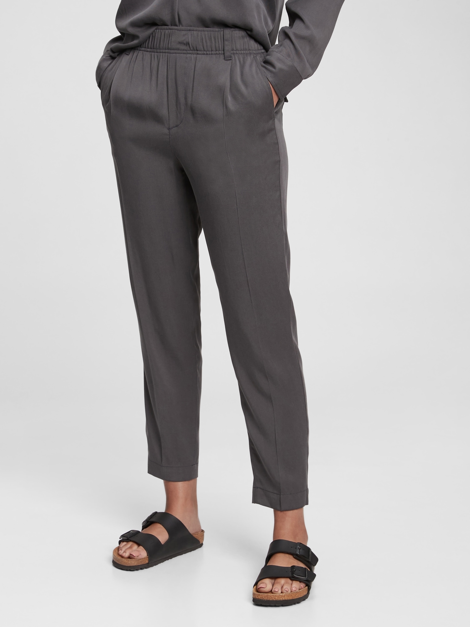 High Rise Cropped Pull-On Pants