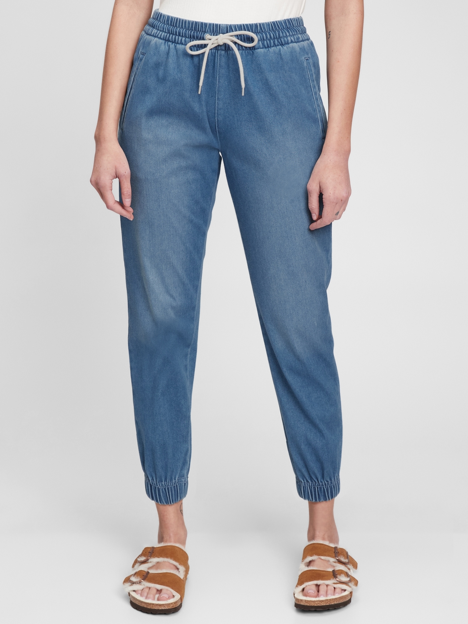 Stylish Jogger Jeans For Women Online with 60% Off - Buy Now