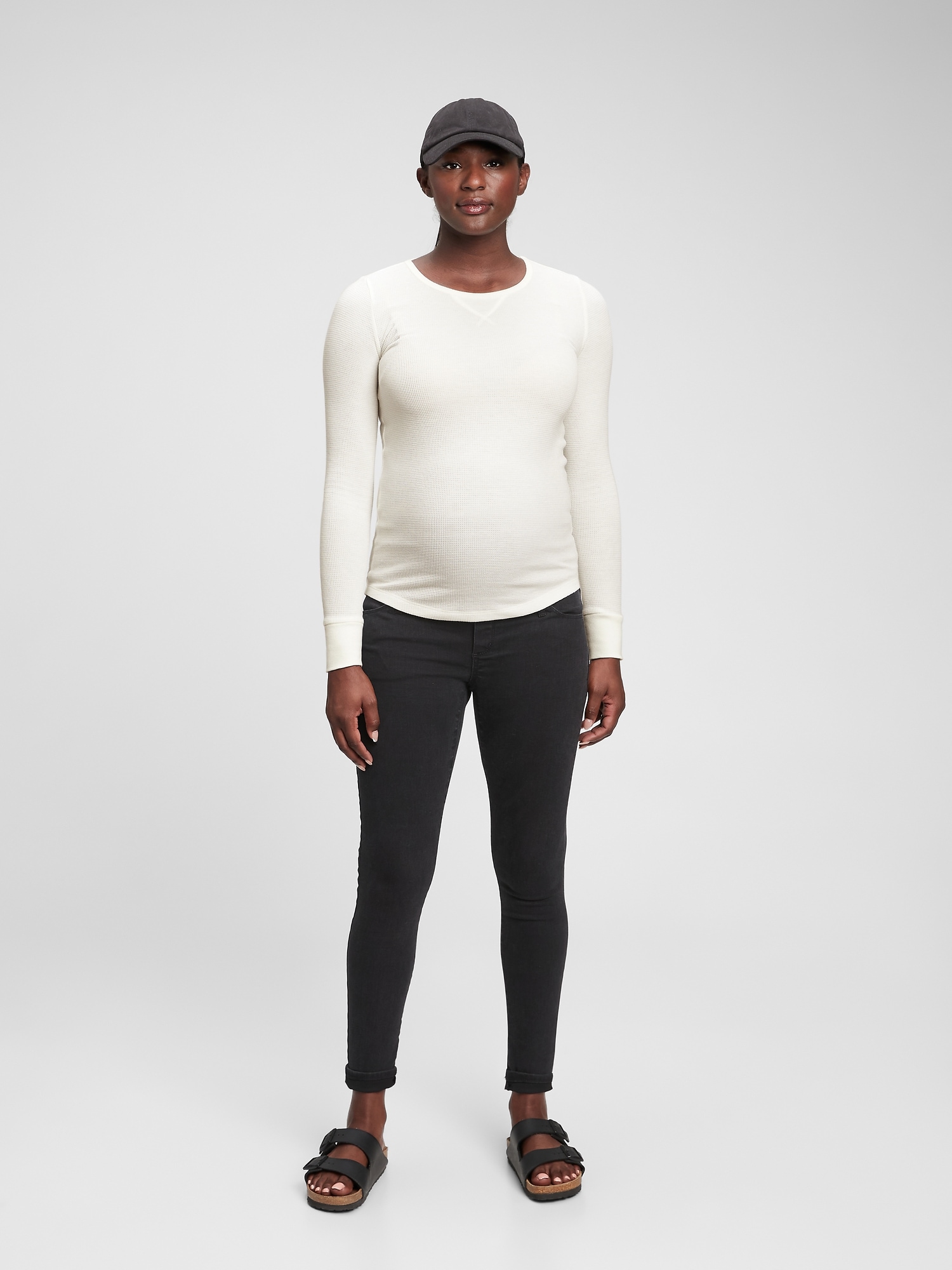 Gap Maternity Waffle Crewneck T-Shirt beige. 1