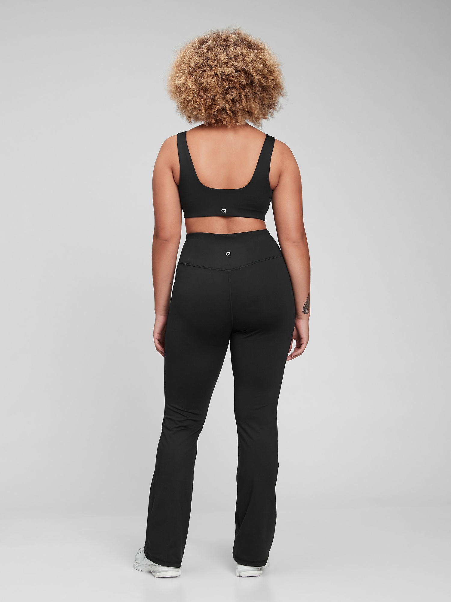 seamless flared leggings gym two piece set – reigned