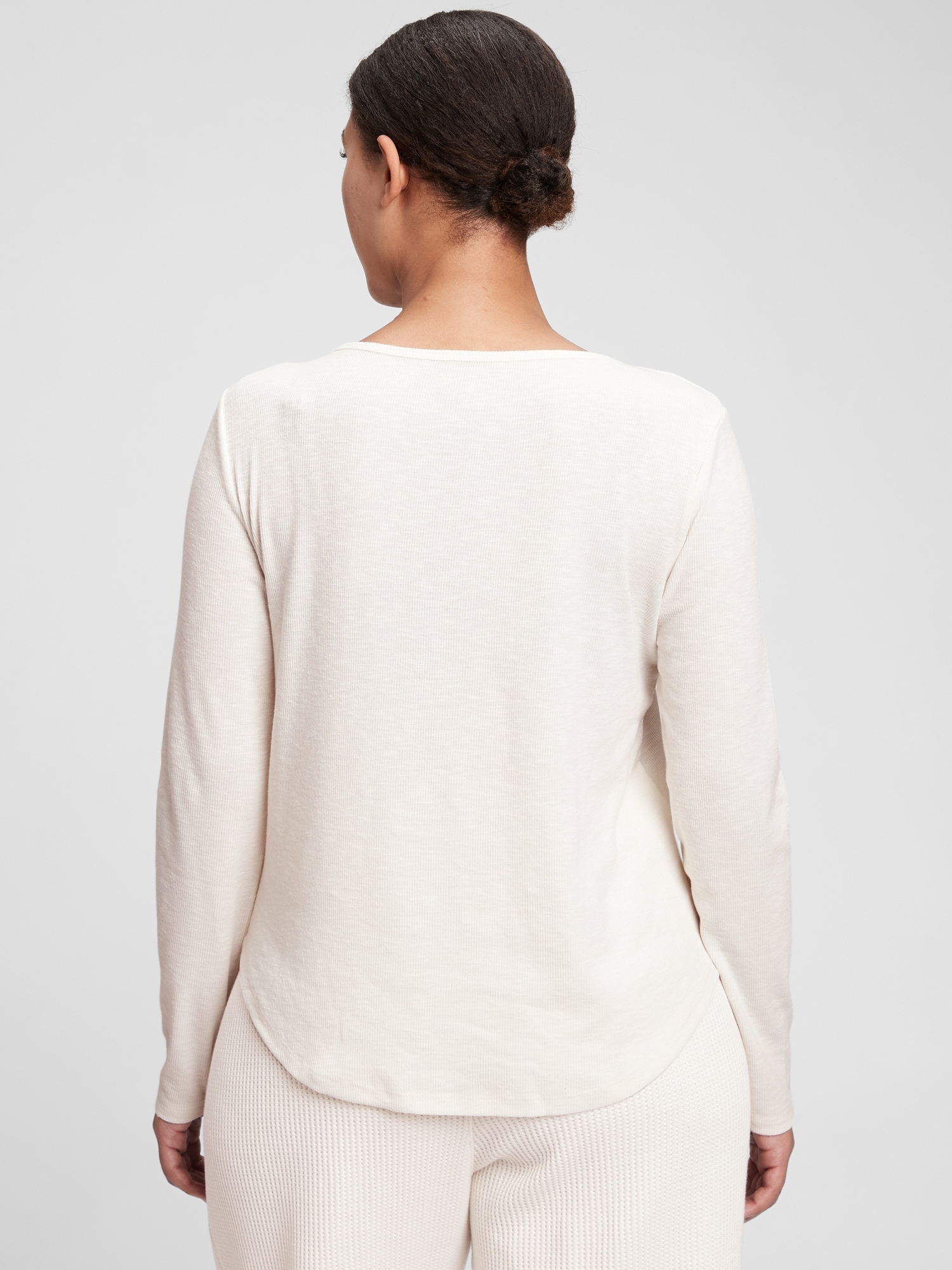 Ribbed Splitneck Long Sleeve T-Shirt