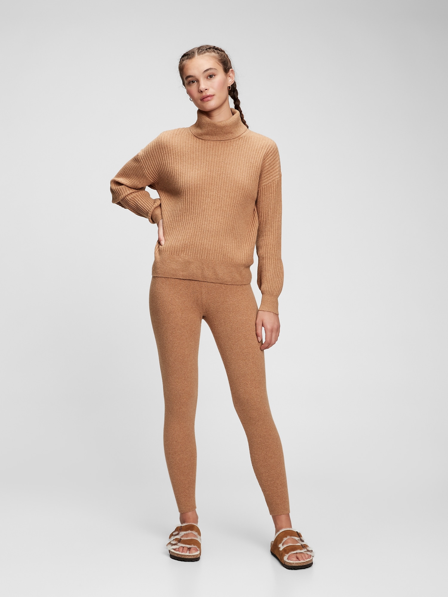 gap body turtleneck