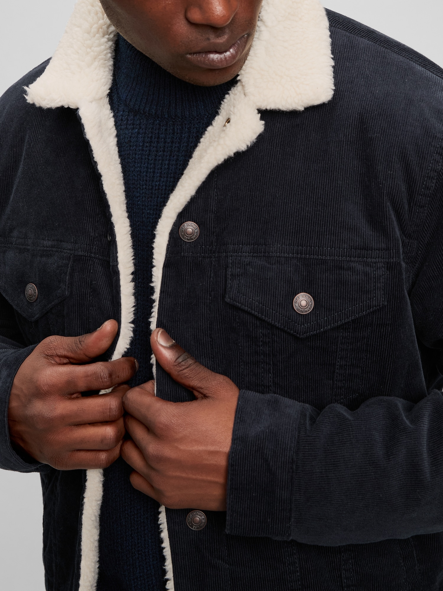 gap black sherpa jacket