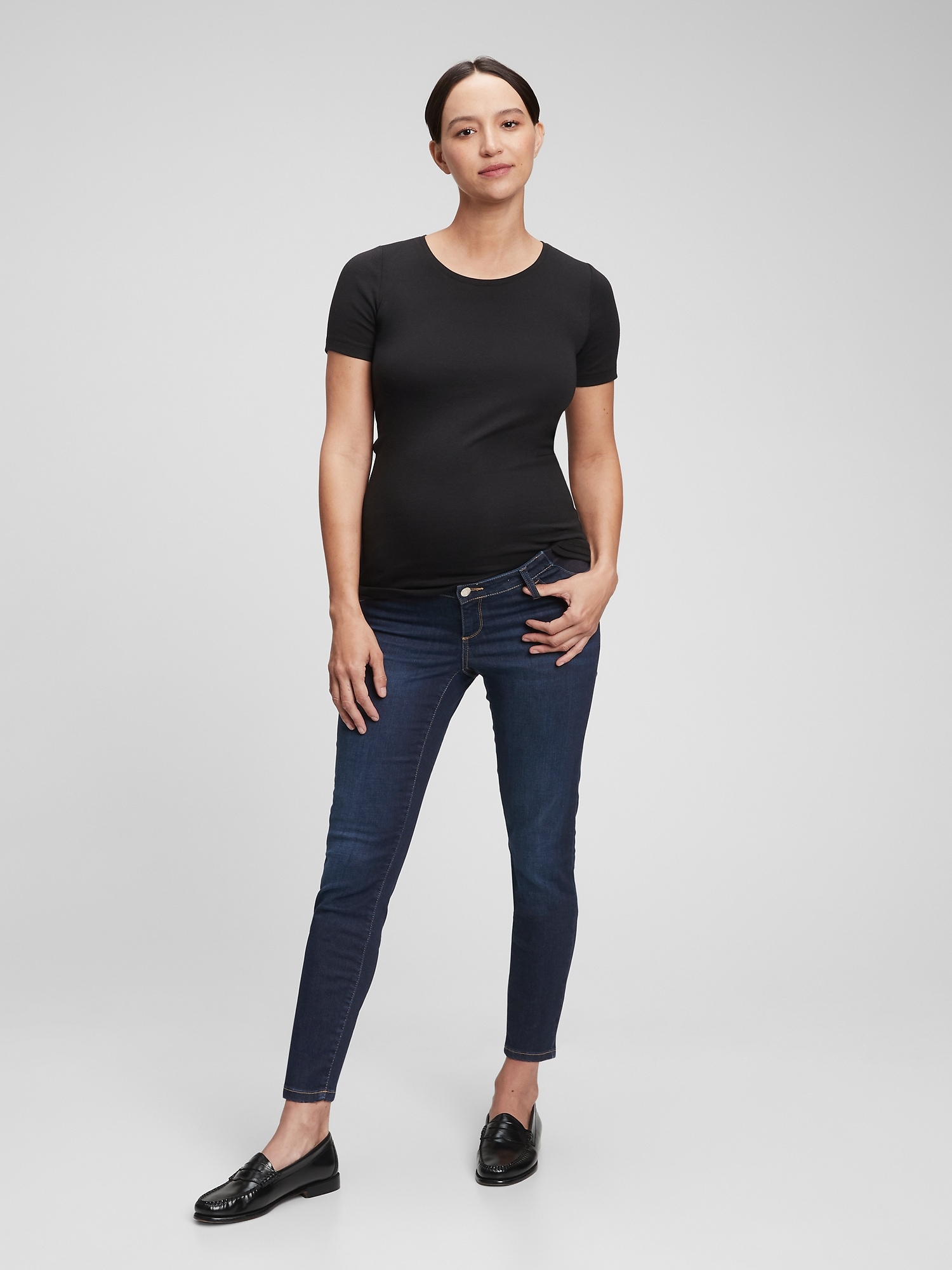 Gap Maternity Inset Panel Favorite Jeggings with Washwell blue. 1