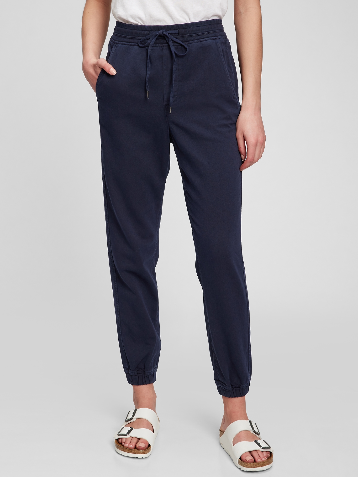 GAP Women's Ribbed Joggers, Surplus, XX-Small Short : : Clothing,  Shoes & Accessories