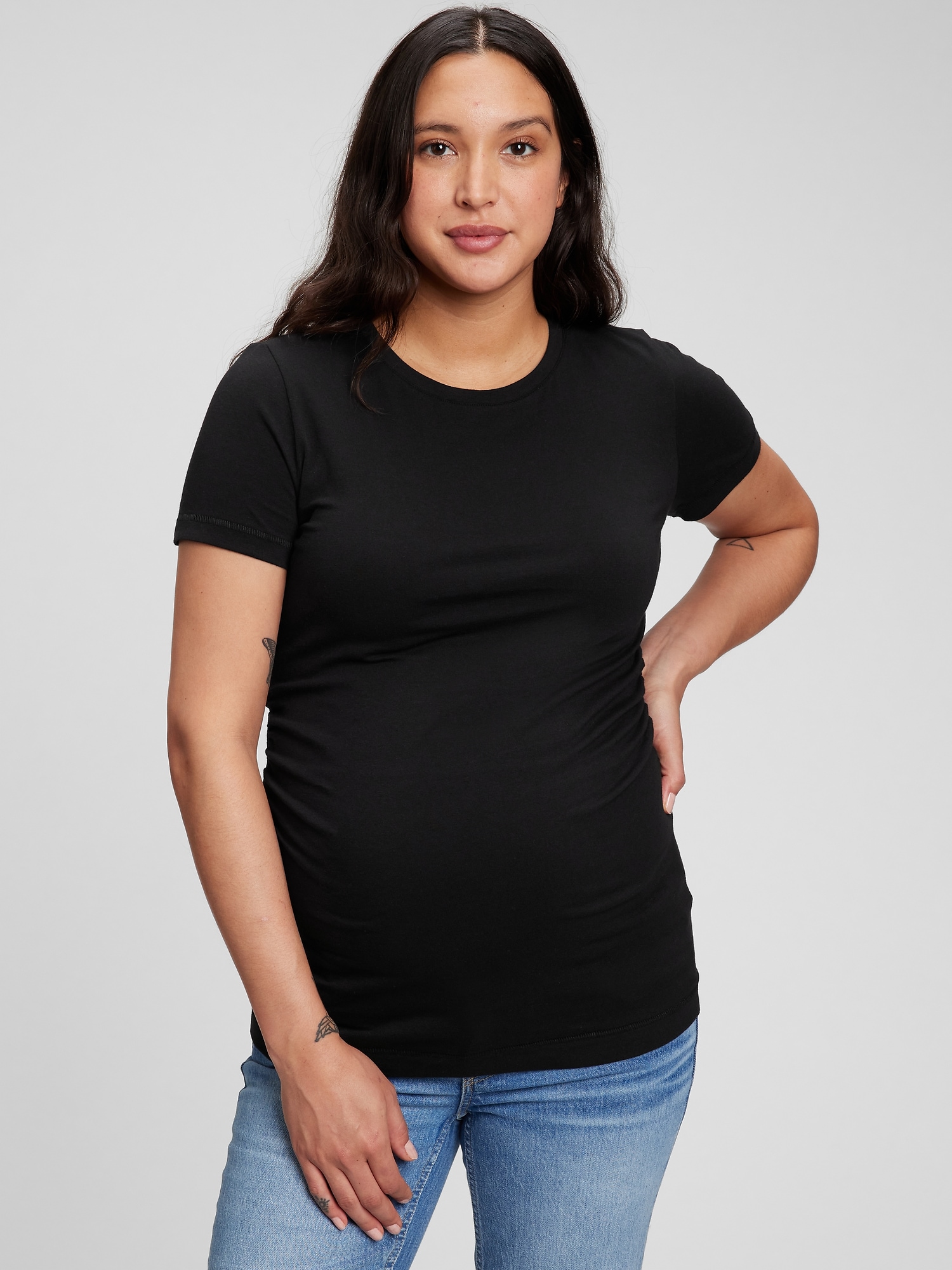 Gap Maternity Organic Cotton Vintage Crew T-Shirt black. 1