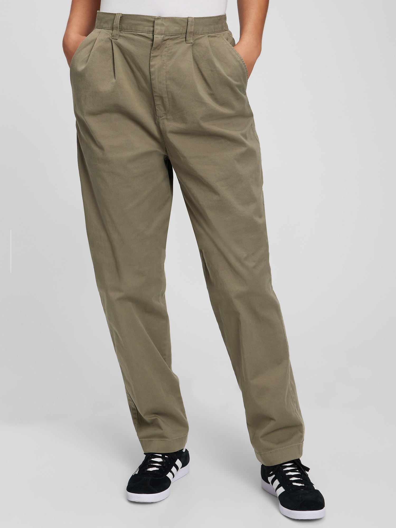 Pleated front hot sale khaki pants