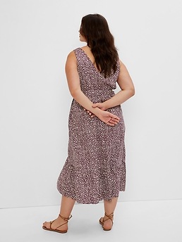 V-Neck Maxi Dress