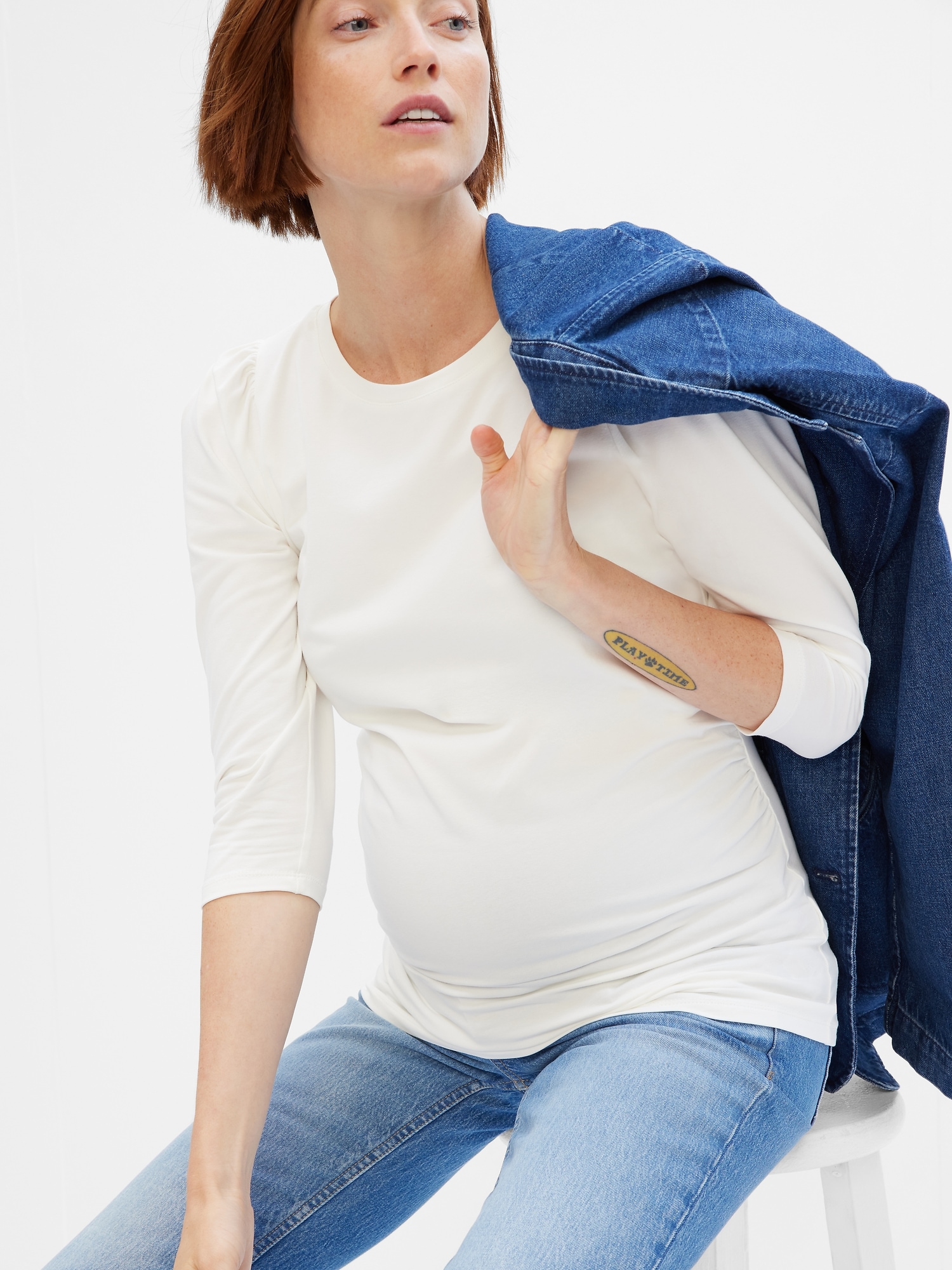 Gap Maternity Puff Sleeve T-Shirt white. 1