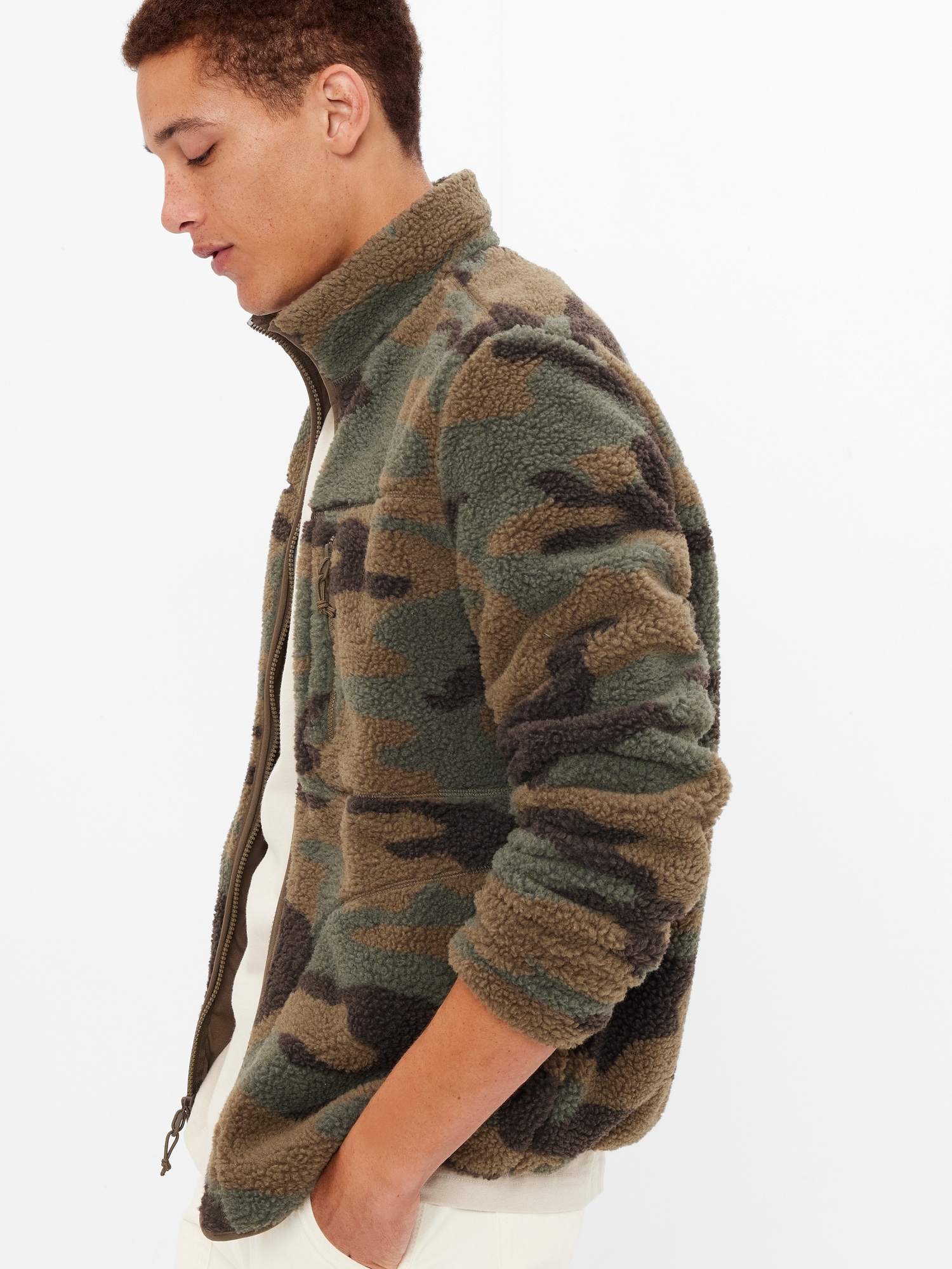 camo sherpa