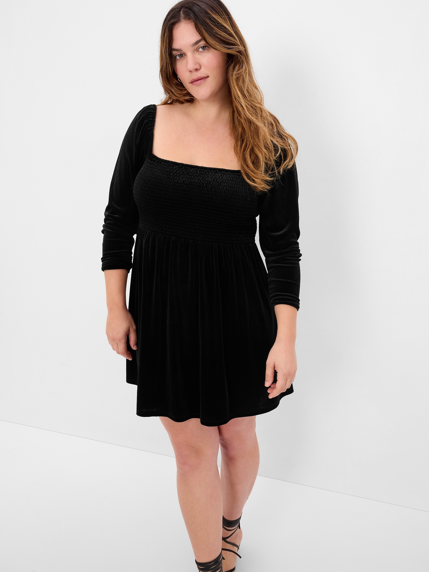 Gap black hot sale velvet dress