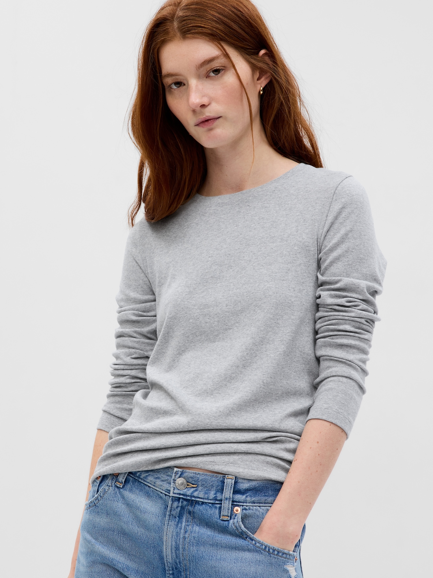 Gap Modern Crewneck T-Shirt gray. 1