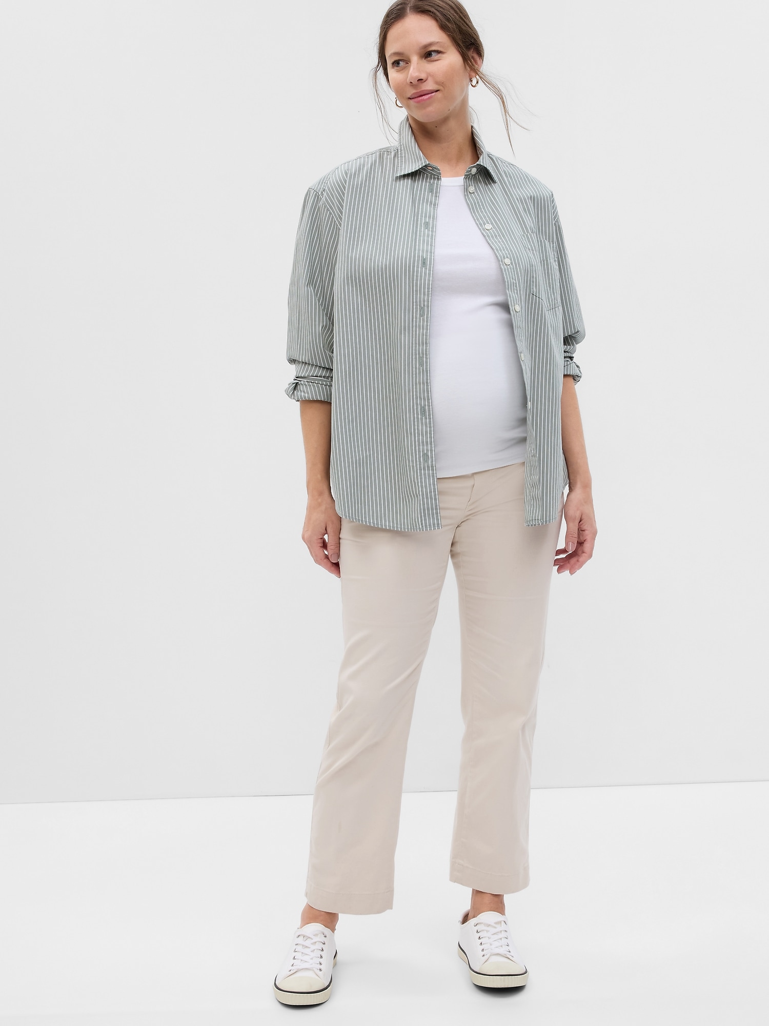 Gap Maternity Full Panel Straight Khakis beige. 1