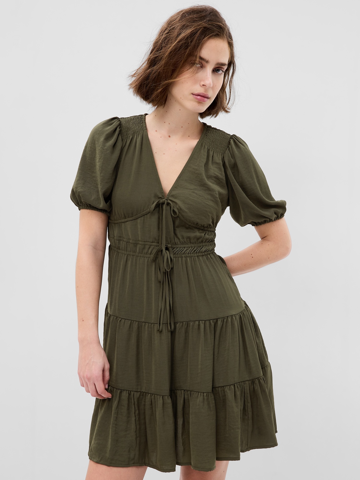 Gap Tie-Front Tiered Mini Dress green. 1