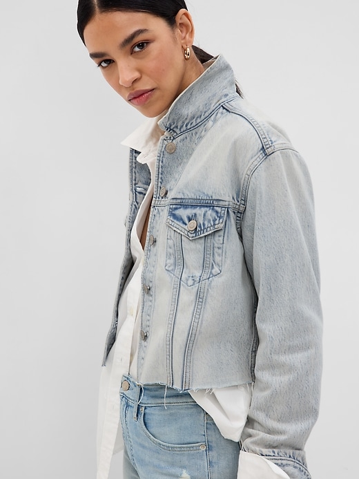 Image number 3 showing, Oversized Cropped Denim Jacket with Washwell