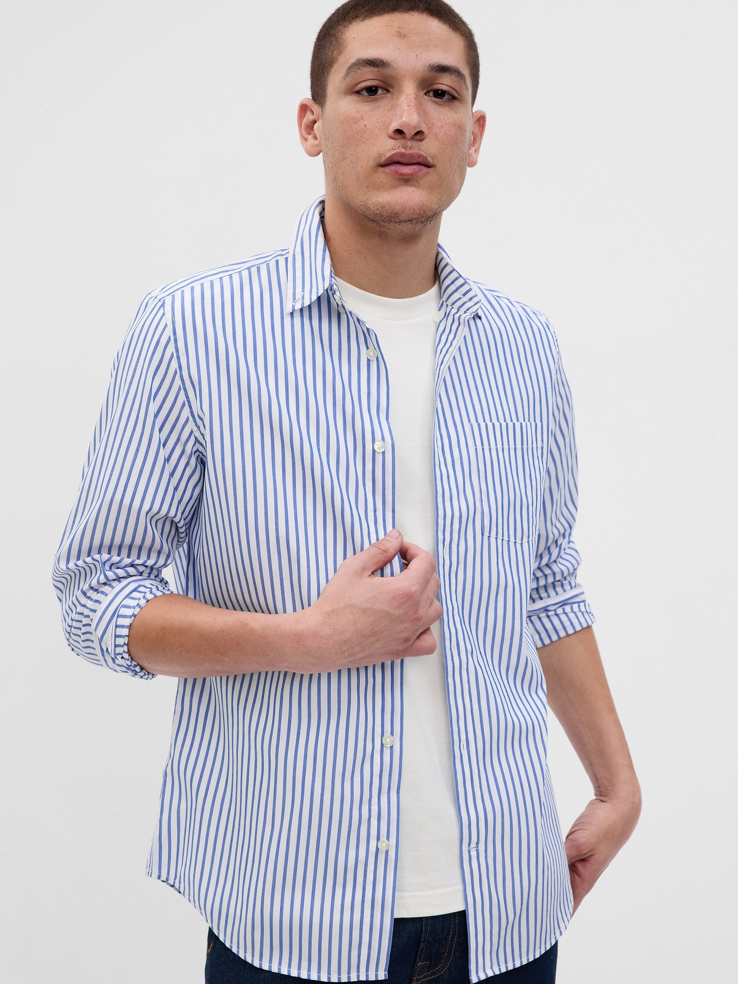 All-Day Poplin Shirt in Standard Fit