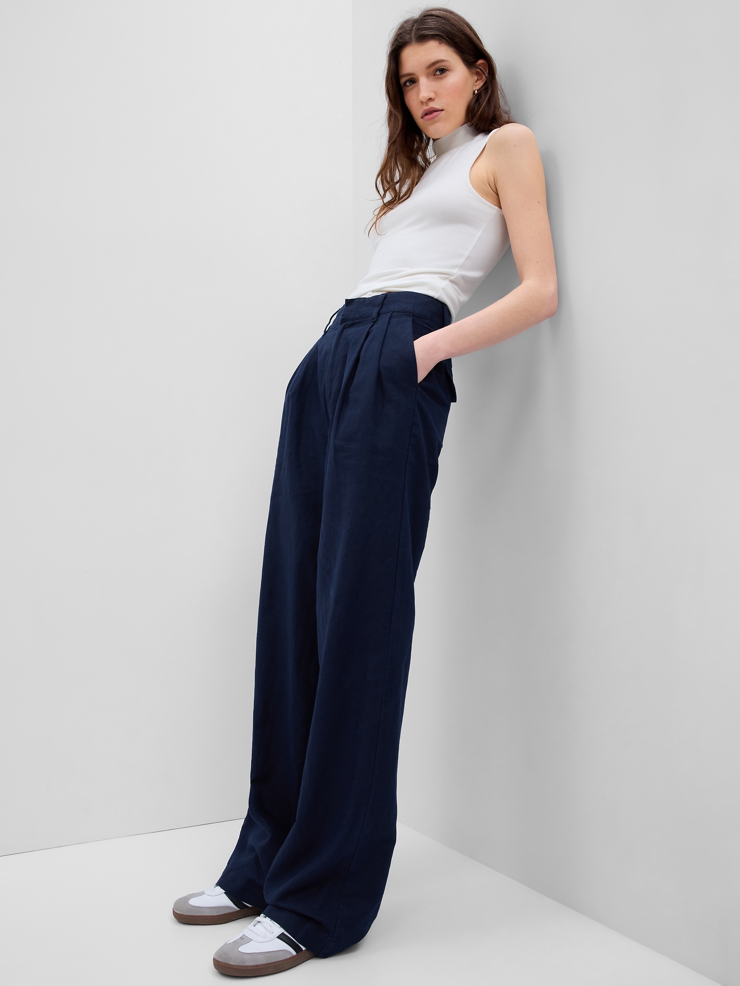 Standard Pleated Pant in Cotton Linen