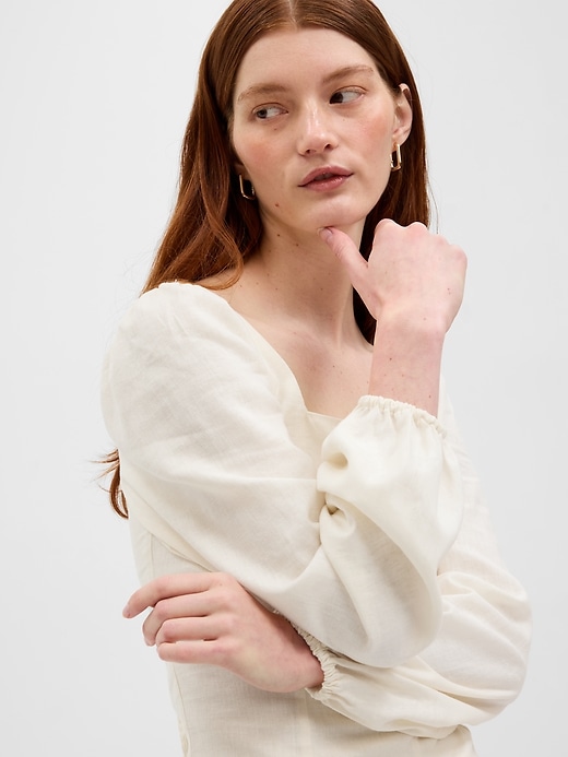 Image number 3 showing, Linen-Blend Puff Sleeve Top