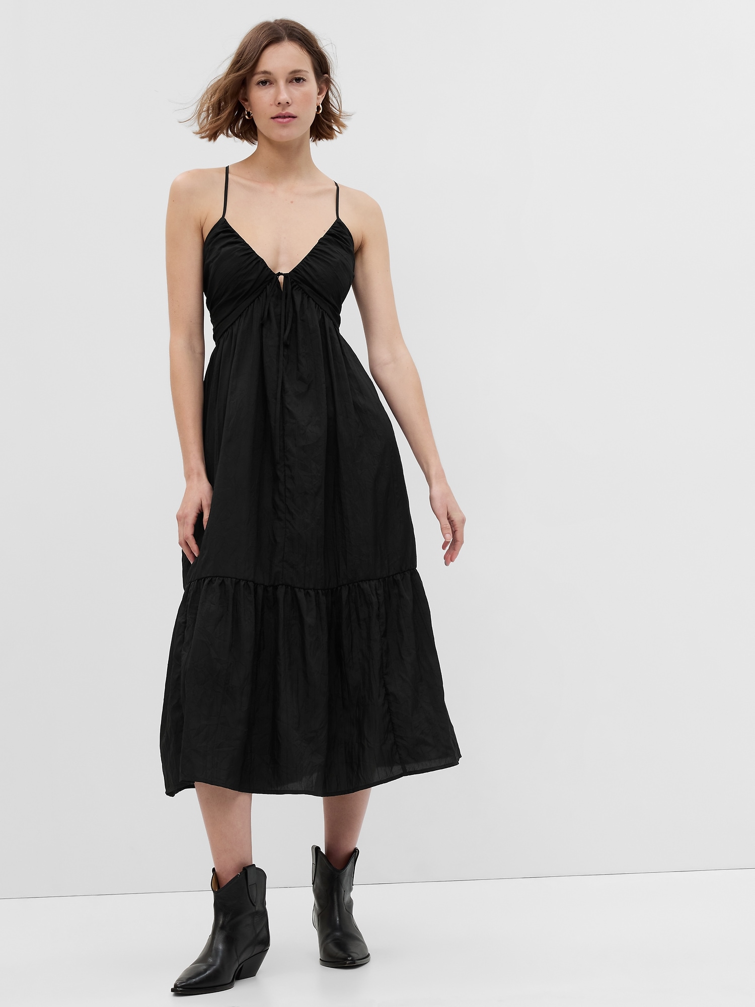 Gap Tie-Front Ruffle Hem Maxi Dress black. 1