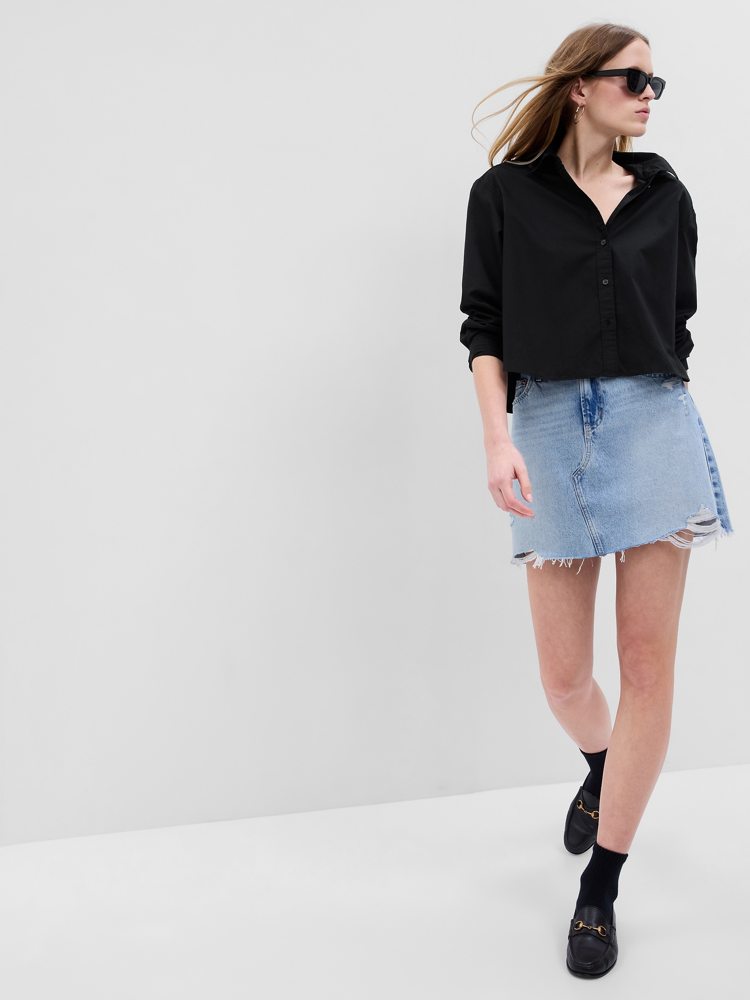 Gap Organic Cotton Cropped Shirt black. 1