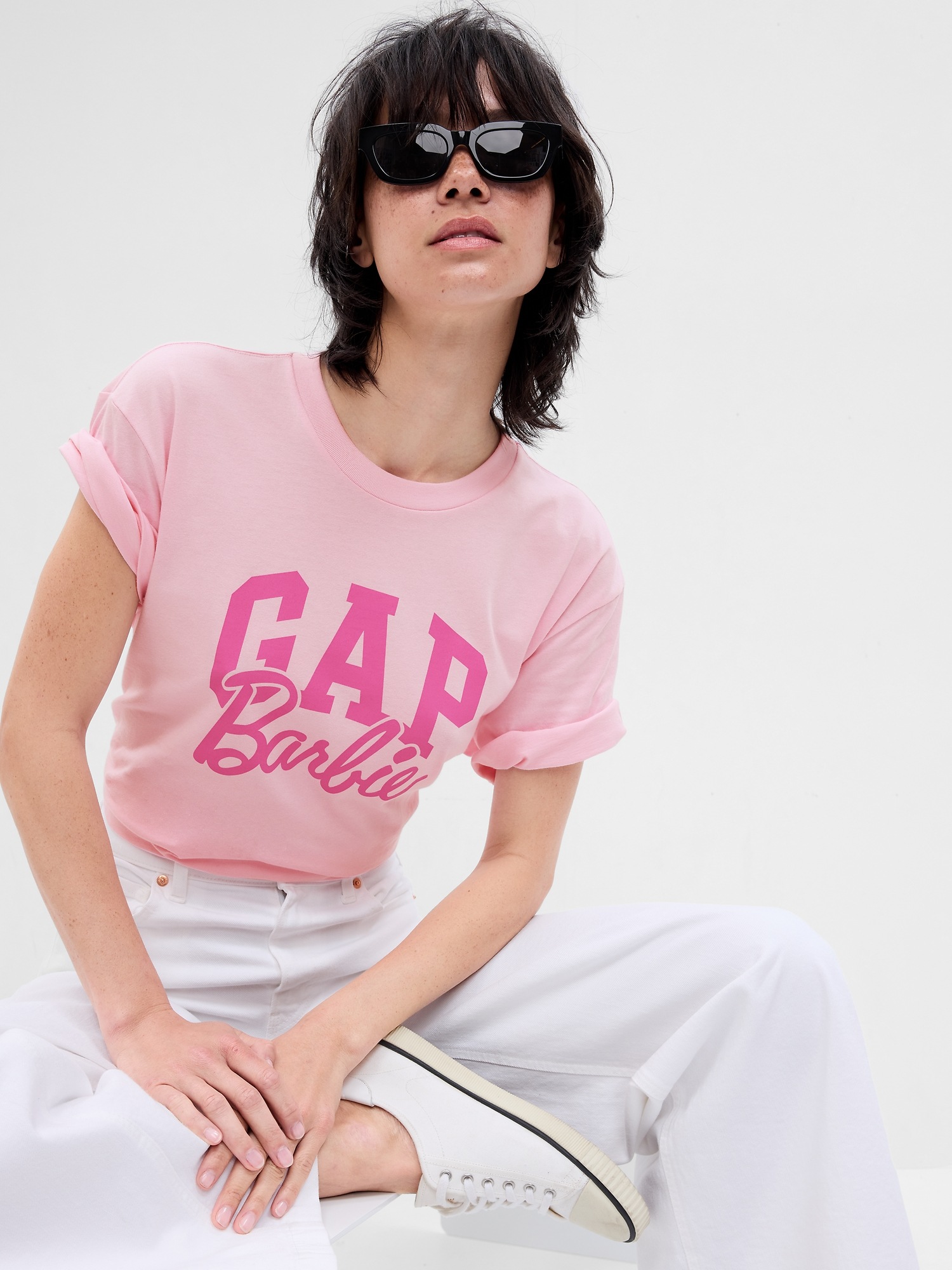 Gap &#215 Barbie&#153 Adult Arch Logo T-Shirt pink. 1