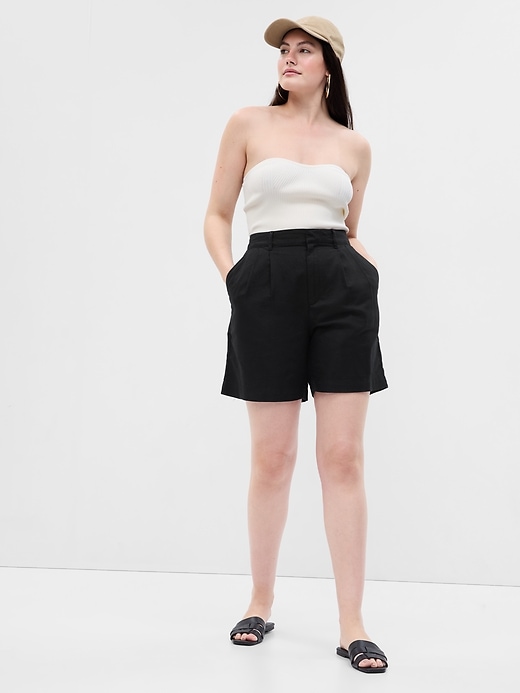 Image number 4 showing, Pleated Linen Bermuda Shorts