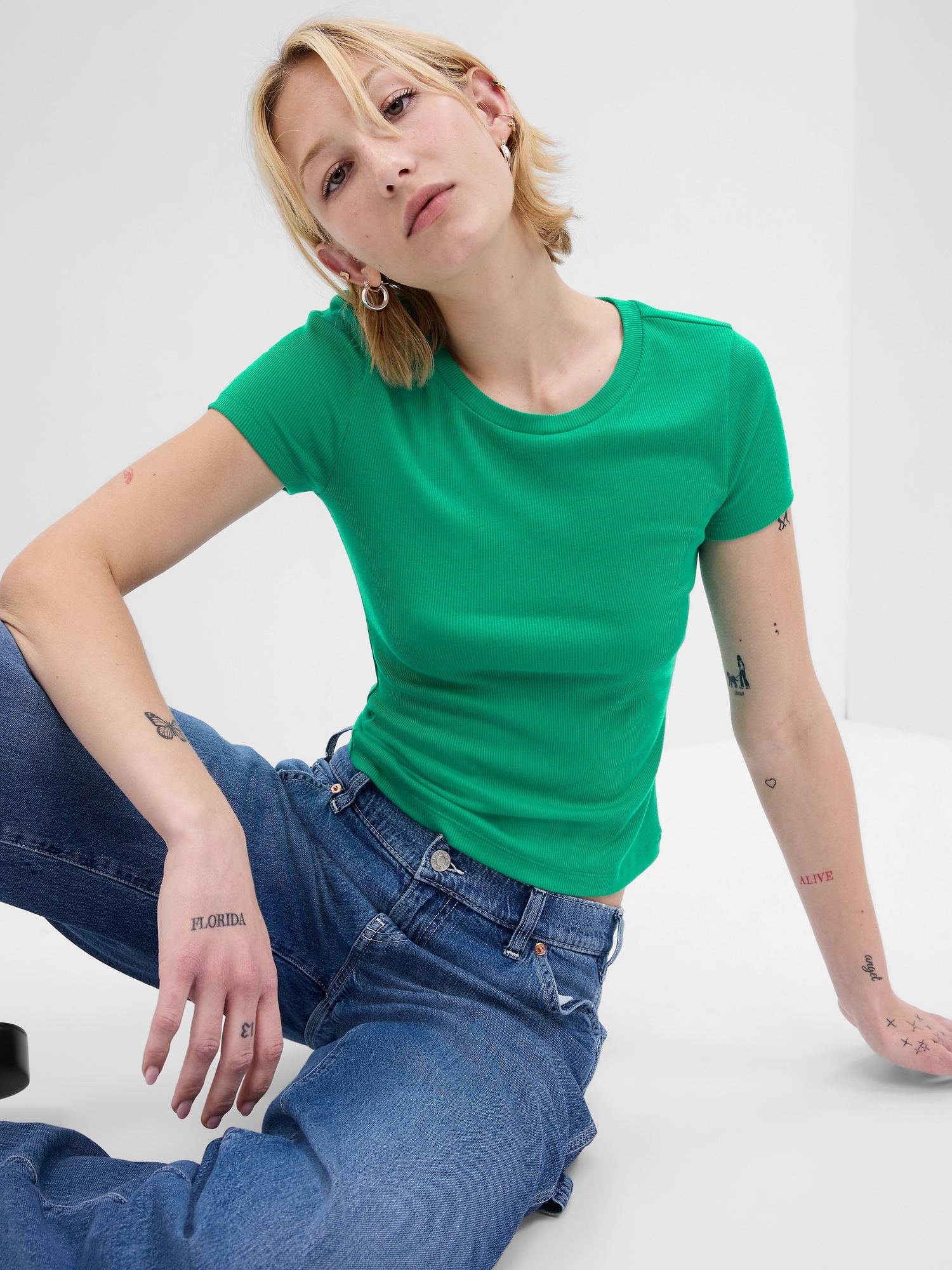 Gap Mini Rib Cropped T-Shirt green. 1