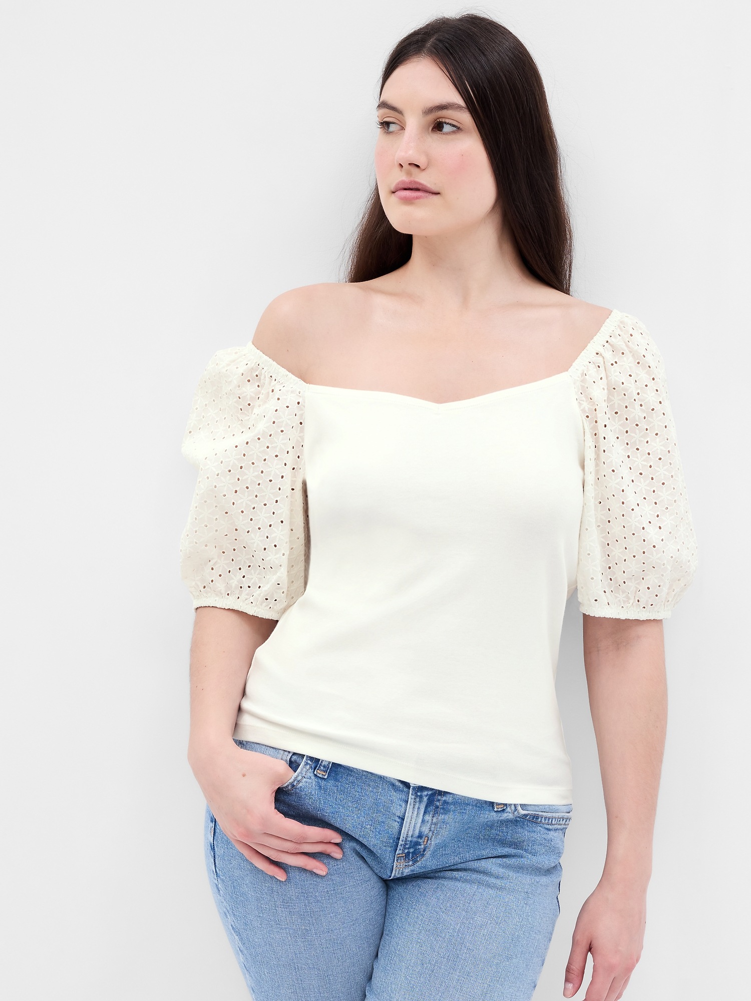 Modern Eyelet Puff Sleeve Sweetheart T-Shirt | Gap