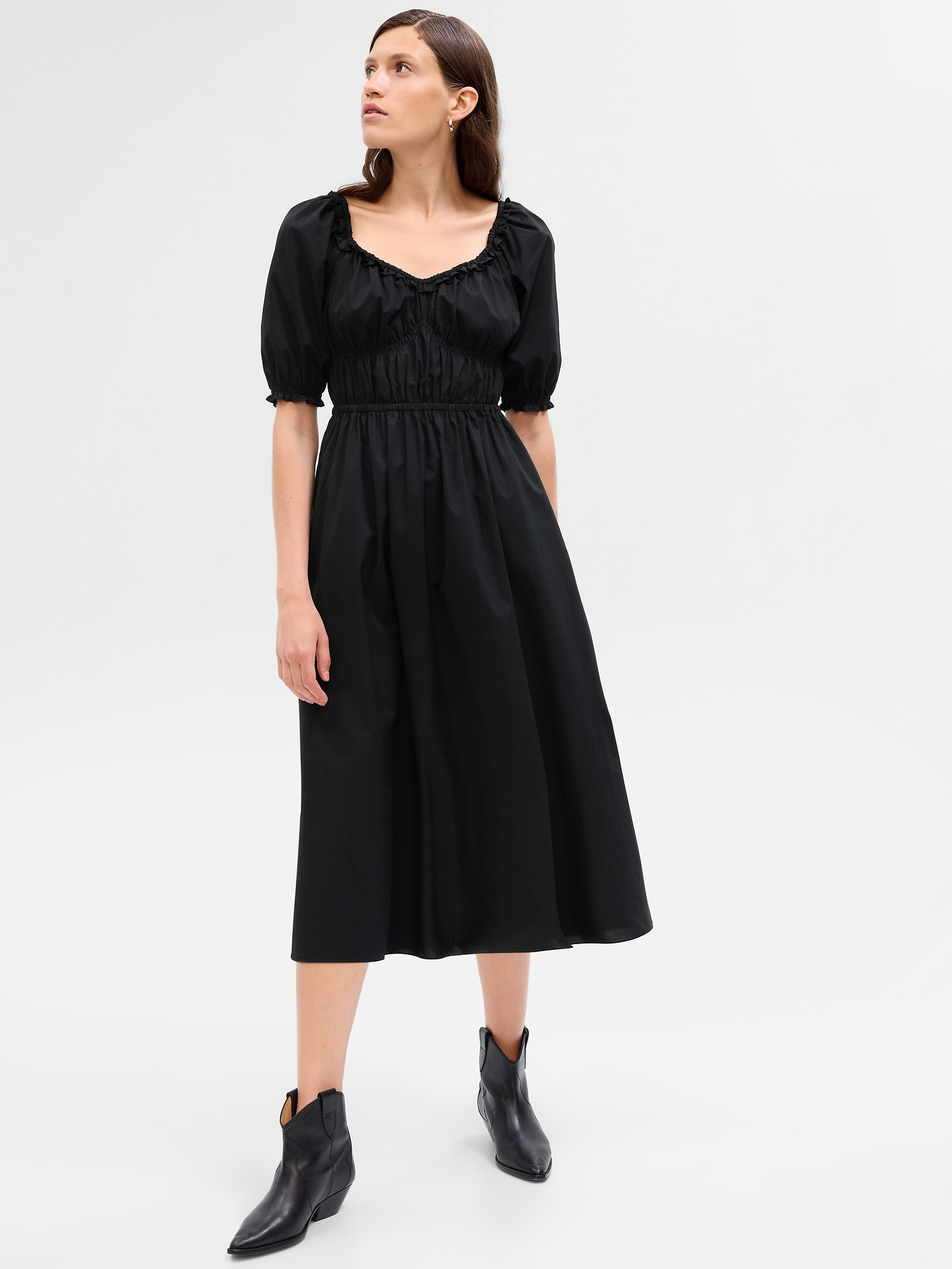 Robe mi-longue à manches bouffantes