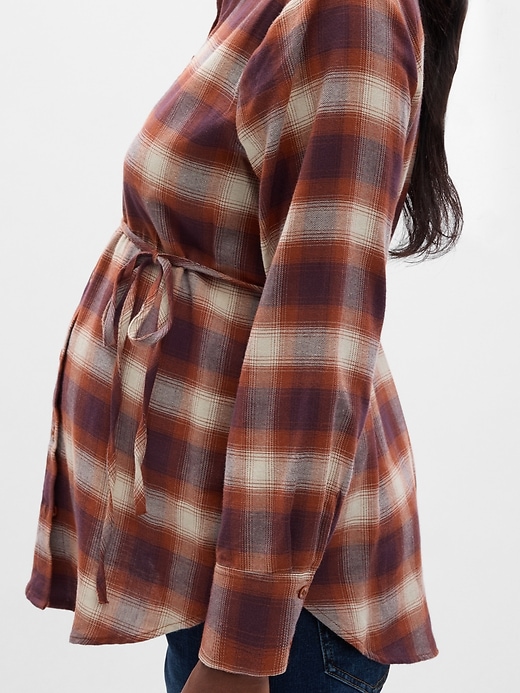 Image number 4 showing, Maternity Tie-Waist Plaid Shirt