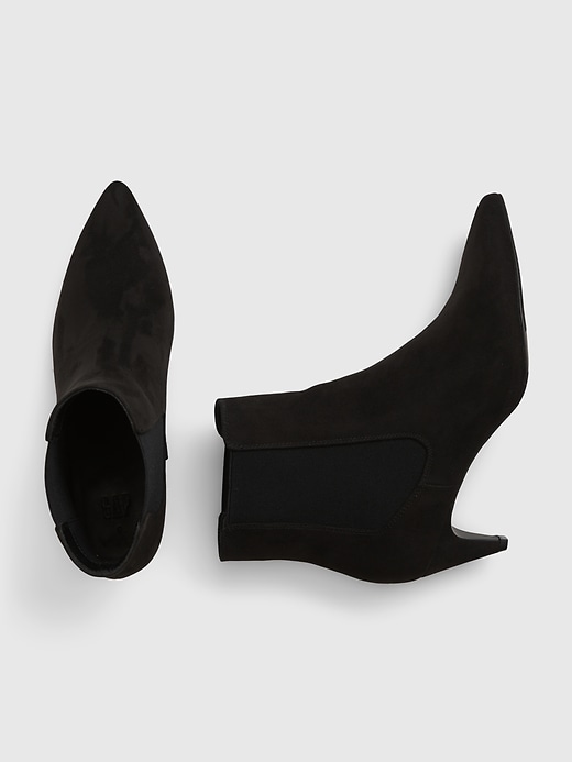 Image number 2 showing, Vegan Suede Pointy Boots