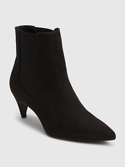 Pointy shoe sale boots