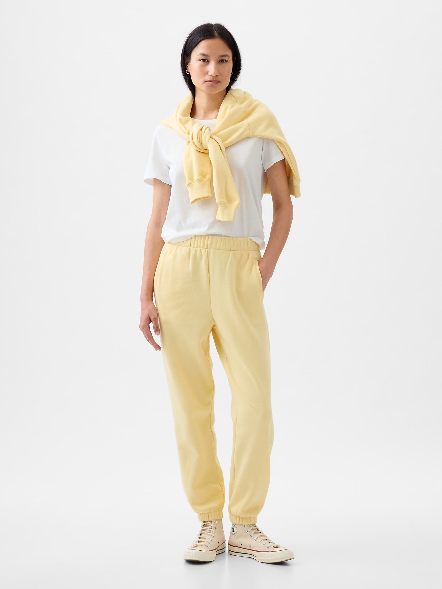 Zara best sale yellow joggers